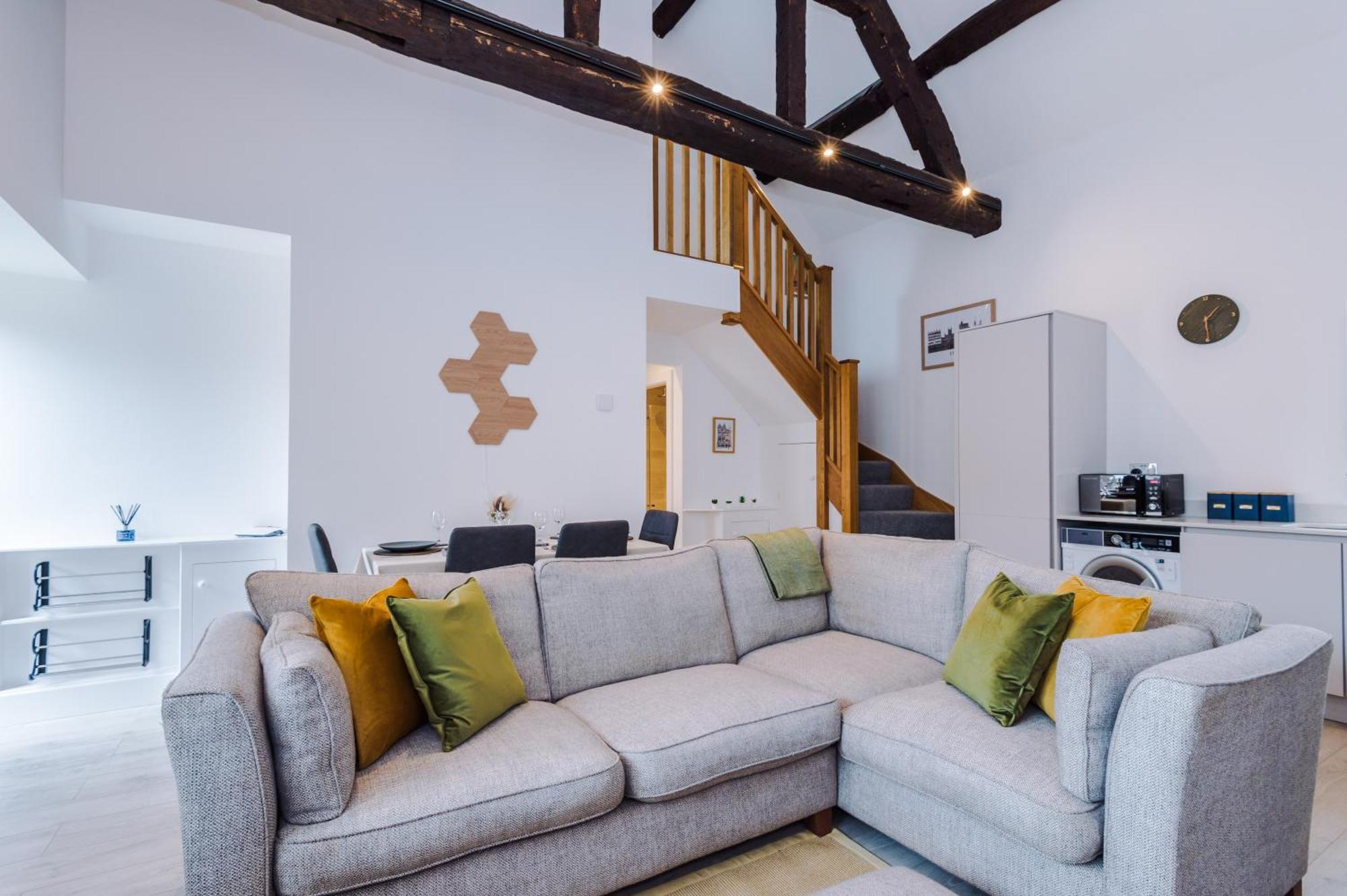 Number 21: A Breathtaking Chester Cottage With Parking Mollington  外观 照片